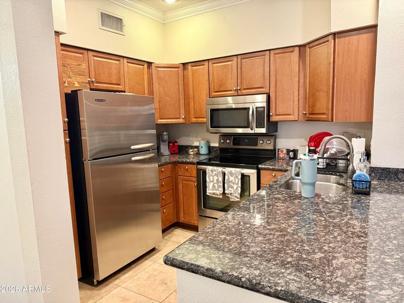 4848 36th St #115, Phoenix, AZ 85018