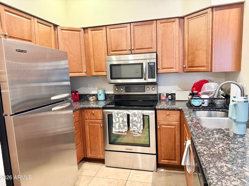 4848 36th St #115, Phoenix, AZ 85018