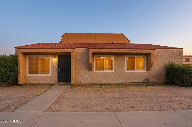 4848 Rose Ln, Glendale, AZ 85301