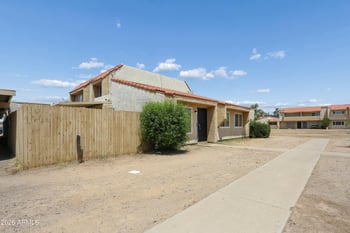 4848 Rose Ln, Glendale, AZ 85301