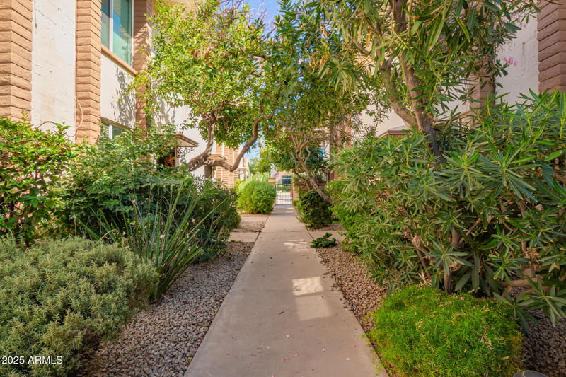 4848 Woodmere Fairway -- #5, Scottsdale, AZ 85251