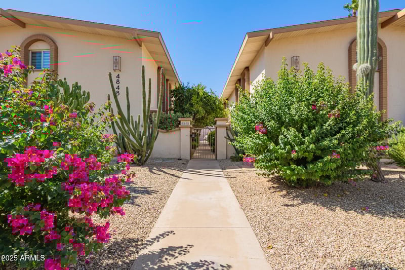 4848 Woodmere Fairway -- #5, Scottsdale, AZ 85251