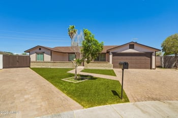 4849 81st Ave, Phoenix, AZ 85033