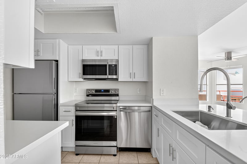 4850 Desert Cove Ave #330, Scottsdale, AZ 85254