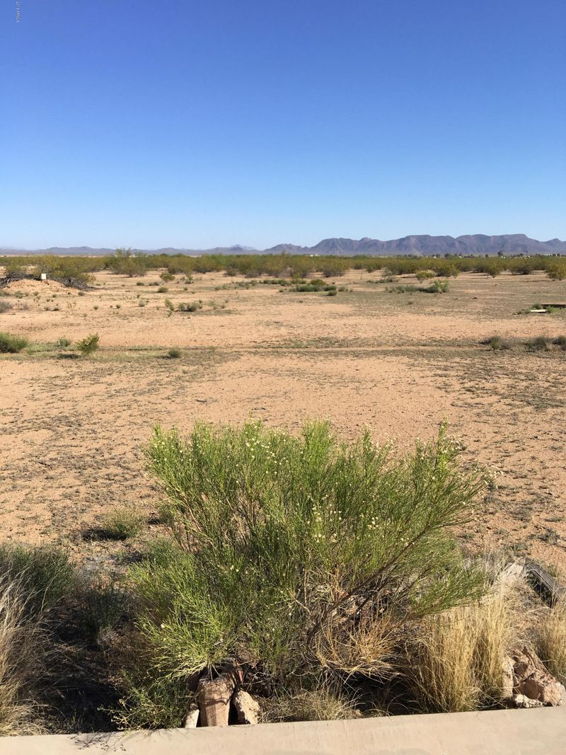 48508 N West Rd #-, Aguila, AZ 85320