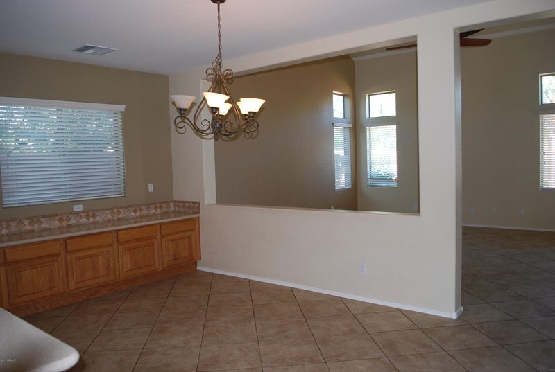 4851 S Stonecreek Blvd, Gilbert, AZ 85298