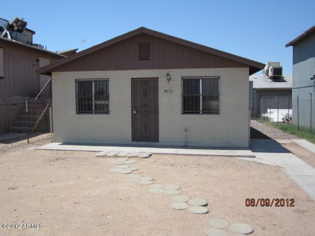 4852 S 11th St, Phoenix, AZ 85040