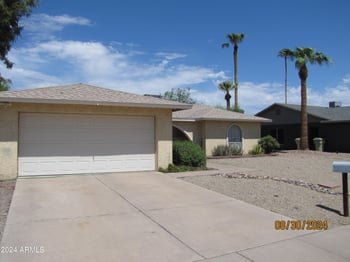 4854 Cinnabar Ave, Glendale, AZ 85302