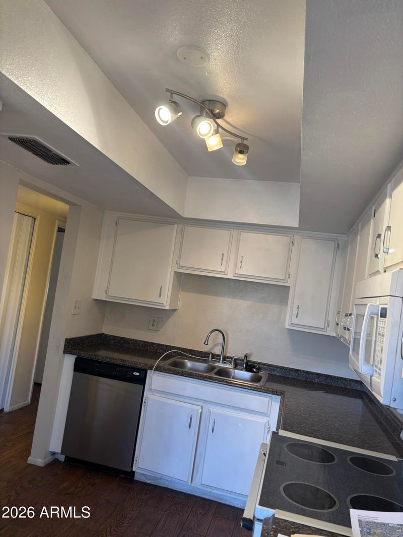 4856 W Rose Ln, Glendale, AZ 85301