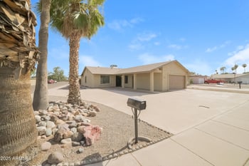 4857 Townley Ave, Glendale, AZ 85302
