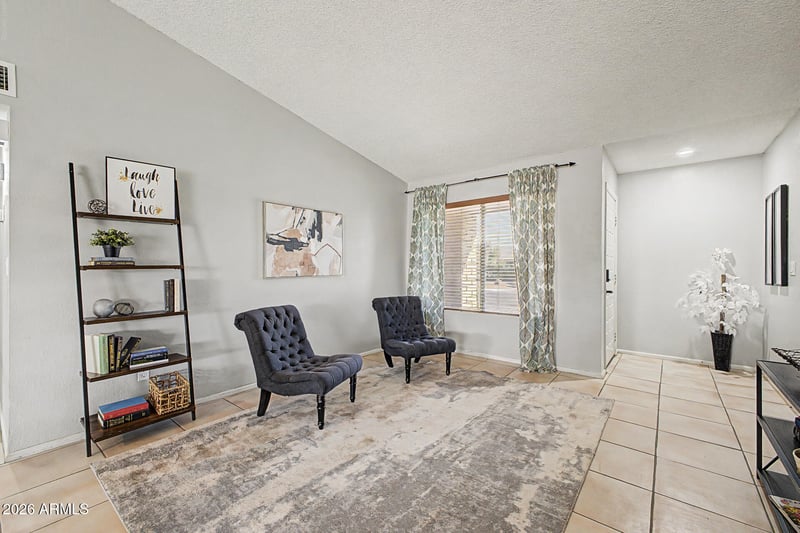 4860 Capistrano Ave, Phoenix, AZ 85044