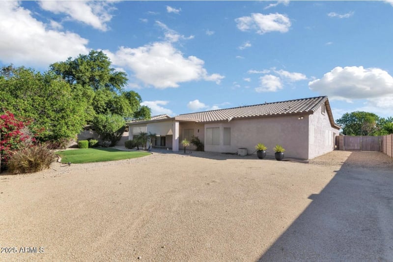 4860 Springs Dr, Chandler, AZ 85249