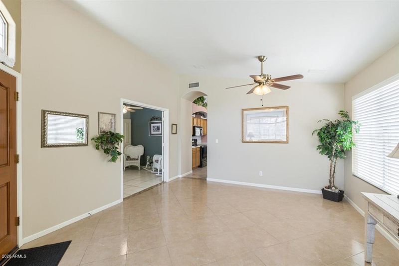 4860 W Tulsa St, Chandler, AZ 85226