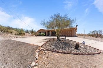 48607 288th Ave, Wickenburg, AZ 85390