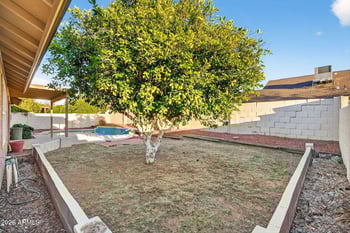 4861 Hobart St, Mesa, AZ 85205