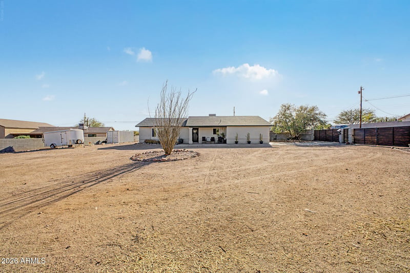 4863 18th Ave, Apache Junction, AZ 85119