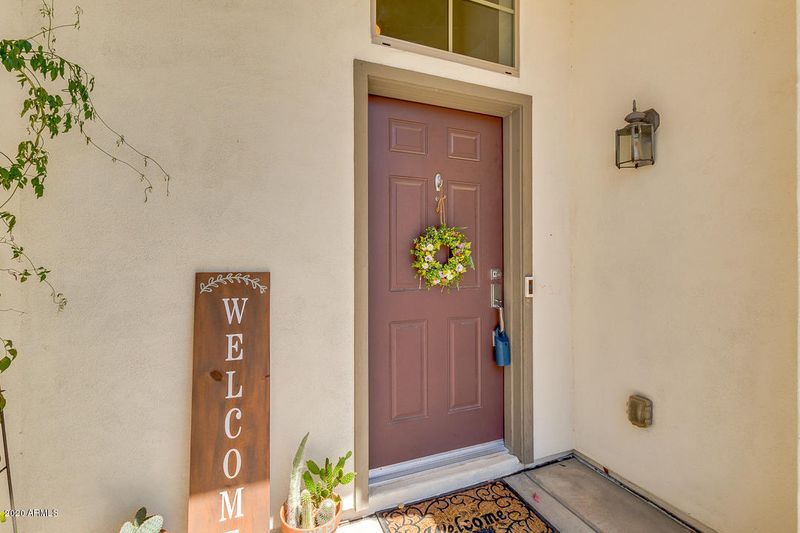4864 S Summit Ct, Gilbert, AZ 85298