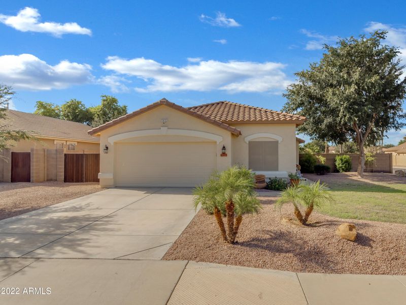4865 E Bellerive Dr, Chandler, AZ 85249