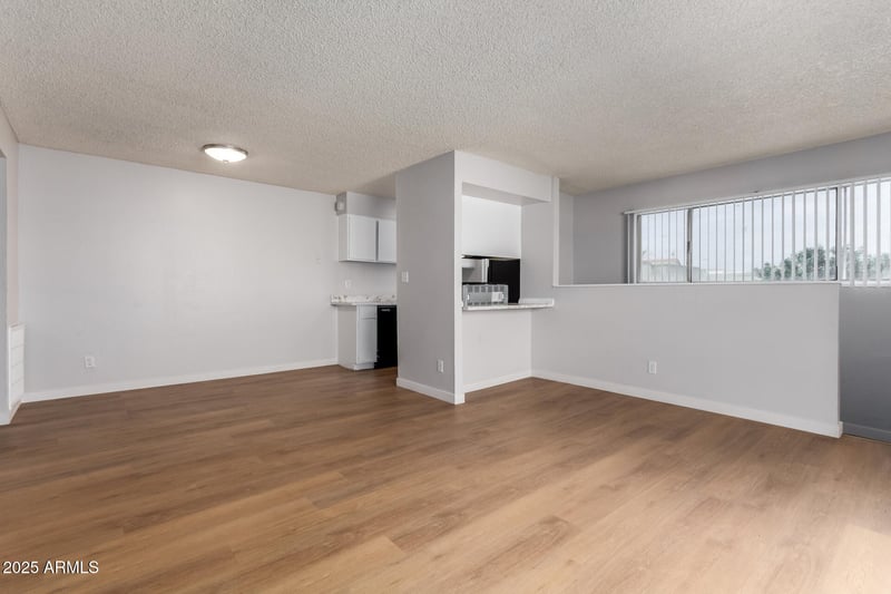 4867 W Palo Verde Dr, Glendale, AZ 85301