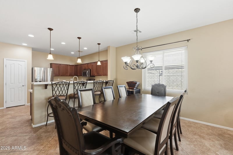 4869 Stonecreek Blvd, Gilbert, AZ 85298