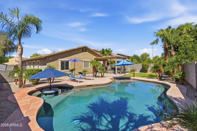 4869 Stonecreek Blvd, Gilbert, AZ 85298