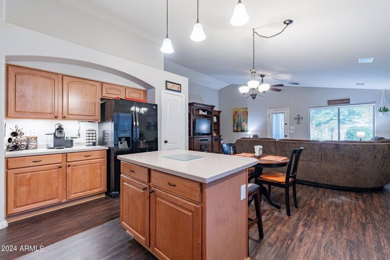4882 E Cherry Hills Dr, Chandler, AZ 85249