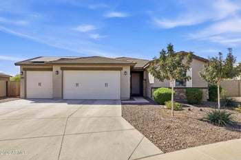 4886 182nd Ln, Goodyear, AZ 85395