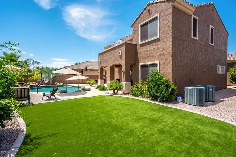 4889 E Gleneagle Dr, Chandler, AZ 85249