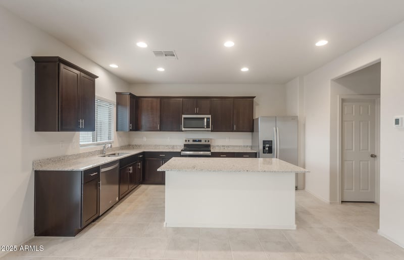 4890 254th Glen, Buckeye, AZ 85326