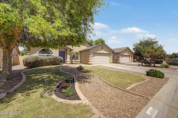 4890 Whitehall Dr, San Tan Valley, AZ 85140