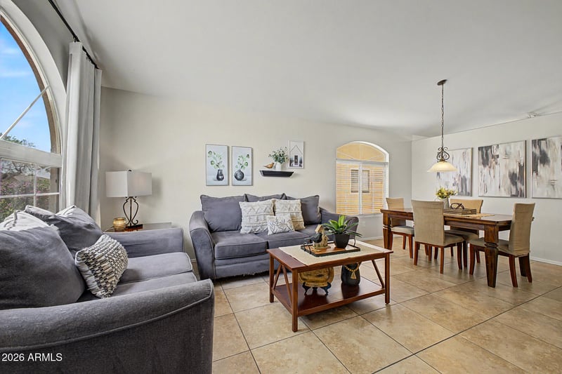 4890 Whitehall Dr, San Tan Valley, AZ 85140