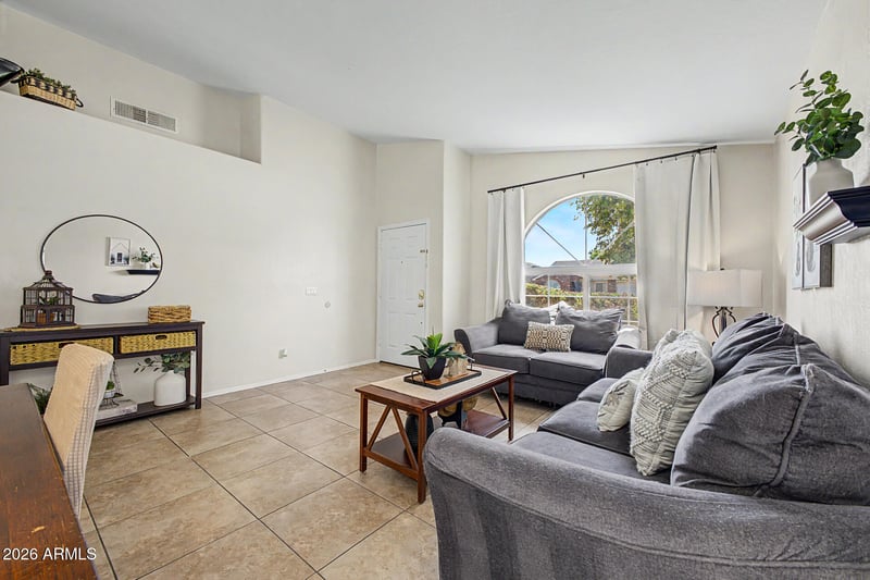 4890 Whitehall Dr, San Tan Valley, AZ 85140