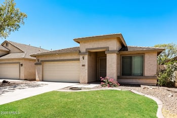 49 Mill Reef Dr, San Tan Valley, AZ 85143