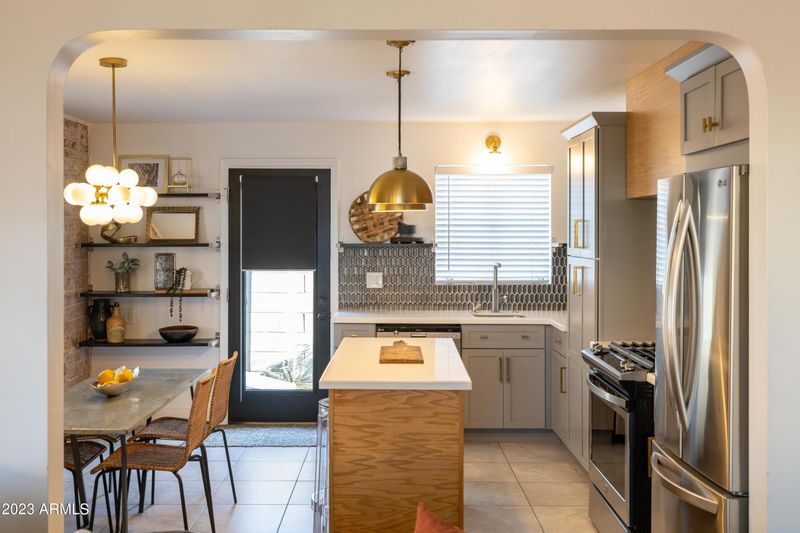 49 E Virginia Ave, Phoenix, AZ 85004