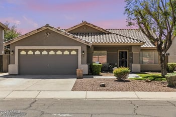 49 Ivanhoe St, Gilbert, AZ 85233