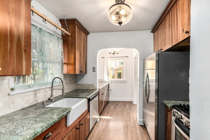 49 W Lewis Ave, Phoenix, AZ 85003