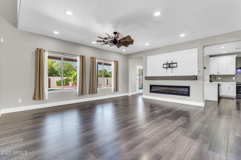 4900 Springs Dr, Chandler, AZ 85249
