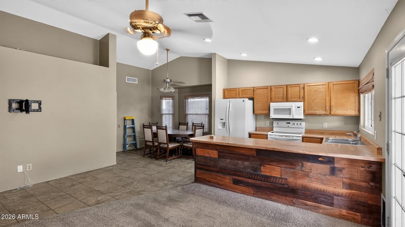 4900 W Earhart Way, Chandler, AZ 85226