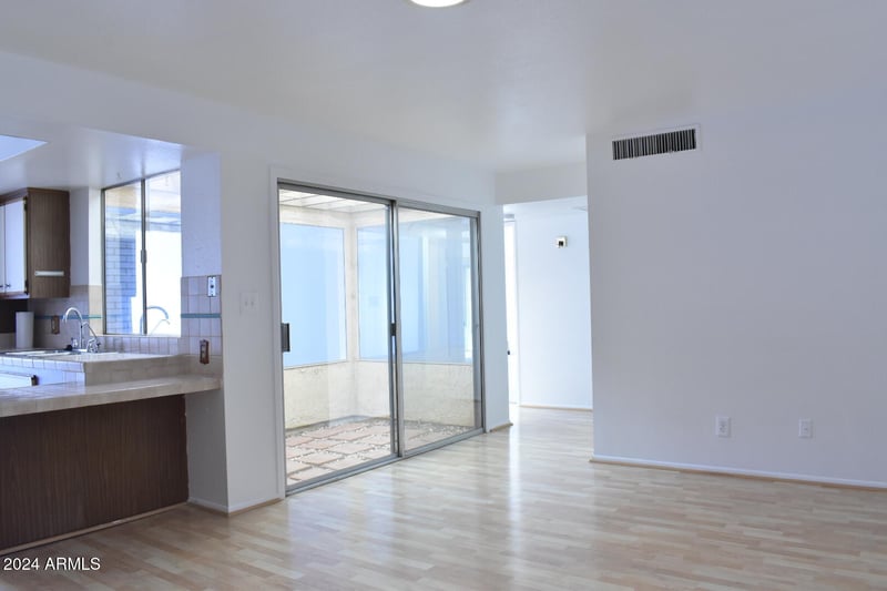 4901 Magic Stone Dr, Phoenix, AZ 85044