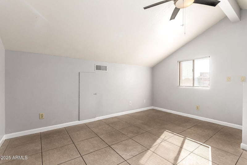 4901 S Calle Los Cerros Dr #233, Tempe, AZ 85282