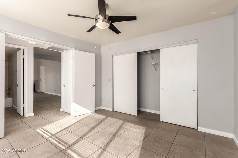 4901 S Calle Los Cerros Dr #233, Tempe, AZ 85282