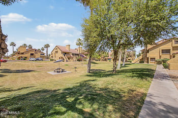 4901 Calle Los Cerros Dr #264, Tempe, AZ 85282