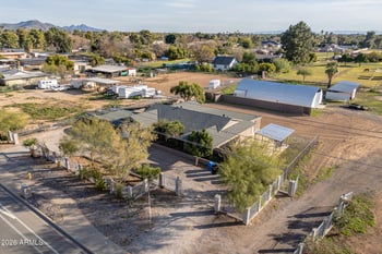 4901 Greenway Rd, Glendale, AZ 85306