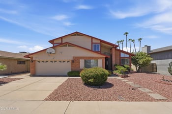 4901 W Seldon Ln, Glendale, AZ 85302