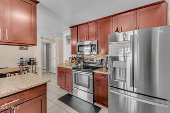 4902 Sheridan St, Phoenix, AZ 85035