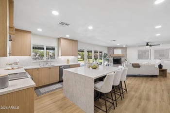 4902 W Monte Cristo Ave, Glendale, AZ 85306
