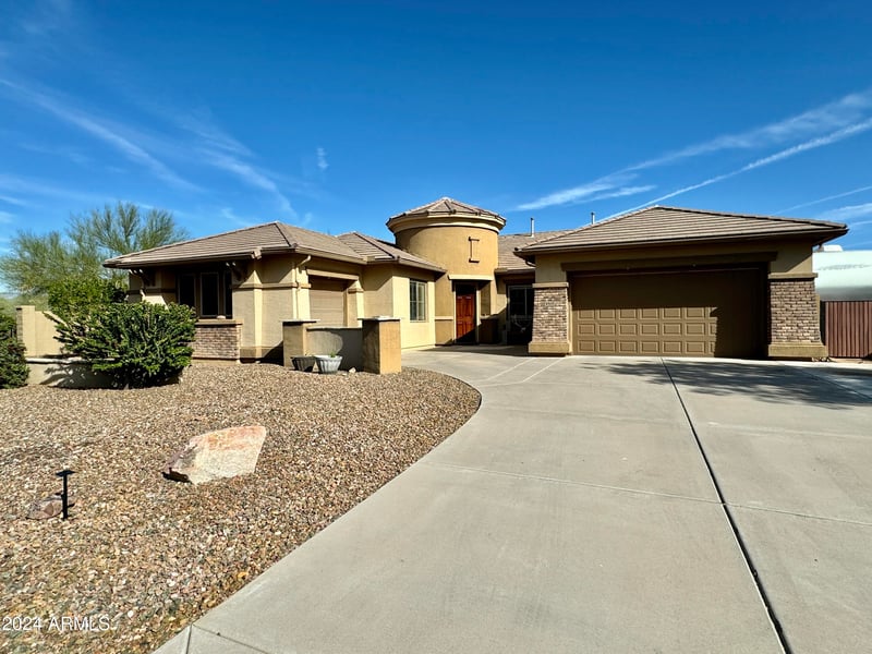 4905 Magellan Dr, New River, AZ 85087