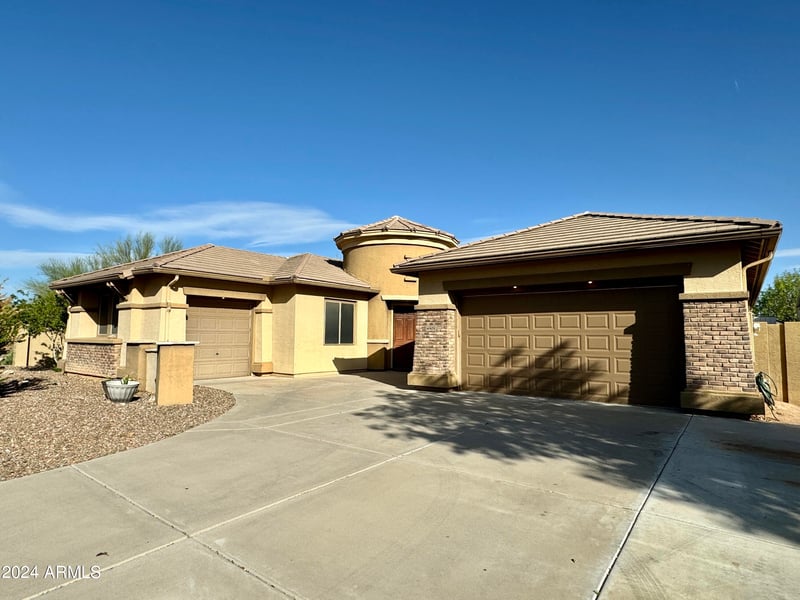 4905 Magellan Dr, New River, AZ 85087