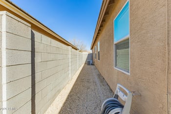 4905 Velasco St, San Tan Valley, AZ 85140