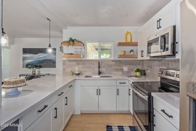4906 W Amelia Ave, Phoenix, AZ 85031